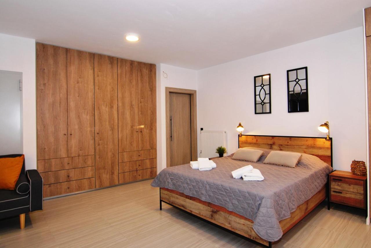 Brand New Cozy Basement Apartment 아르고스톨리온 외부 사진