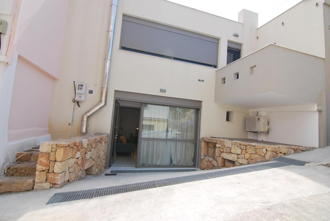 Brand New Cozy Basement Apartment 아르고스톨리온 외부 사진